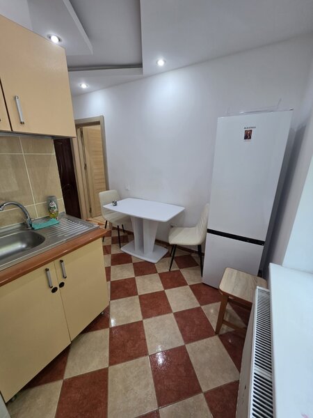 Berceni, Oltenitei, chiar pe Anton Bacalbasa, renovata, mobilata si utilata