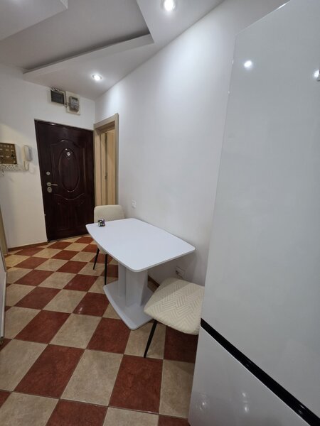 Berceni, Oltenitei, chiar pe Anton Bacalbasa, renovata, mobilata si utilata